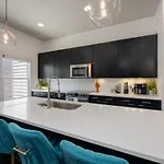 Luxury Double Townhomes With Two Huge Sky Rooftops Holiday home *