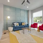 Holiday home Hey Dolly Denim Dual Townhomes *