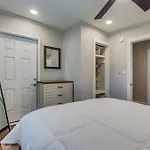 Holiday home Midtown, Centennial, Vanderbilt Cozy, Cute, Private, And Very Convenient - 607 28th Ave. Unit A