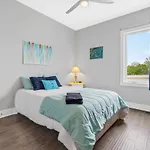 Rhythm And View - Broadway Groups Secure Garage