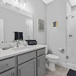 Rhythm And View - Broadway Groups Secure Garage Holiday home *