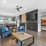 Rhythm And View - Broadway Groups Secure Garage Holiday home Nashville