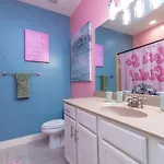 Pink Party Nashville-near Music Row Free Parking Apartment