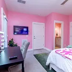 Pink Party Nashville-near Music Row Free Parking Apartment Nashville