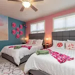 Pink Party Nashville-near Music Row Free Parking