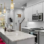 Heights - Broadway Designer Holiday home Nashville