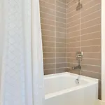 Holiday home Spacious 4br, Rooftop Patio, Garage, Walk To Faves, 5 Mins To Nissan Stadium, Less Than 10 Mins To Broadway, 24 Hr Hospitality, Great For Groups Nashville