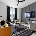 Holiday home The Bluestem - Stylish Design, Rooftop With Firepit! Nashville