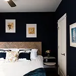 Holiday home Luxury Hillsboro Village Rooftop Retreat Sleep 12 W Chef S Kitchen Smart Tvs & Garage Walk To Vanderbilt Pancake Pantry & Boutique Shopping Minutes To Broadway 12 South & The Parthenon 24 7 Hospitality