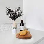 Holiday home The Camellia - Rooftop Patio & Dog Friendly! *