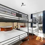 The Aster - Rooftop Patio 2 Miles To Broadway Holiday home *