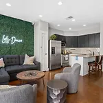 Holiday home The Celebrity - Free Parking Vanderbilt