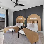 The Sunflower - Mins To Broadway And Rooftop Patio! * Nashville