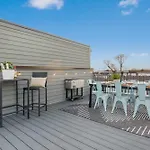 Holiday home The Trillium - Beautifully Designed With Rooftop *