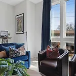 Holiday home The Trillium - Beautifully Designed With Rooftop