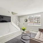 Brentwood U5 I Cozy & Comfy I 2bd I Free Parking