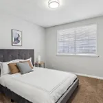 Apartment Brentwood U10 I Cozy & Comfy I 2bd I Free Parking