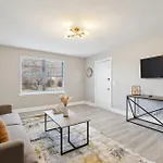 Brentwood C3 I Cozy & Comfy I 2bd I Free Parking Nashville