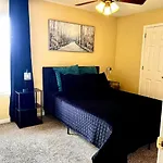 Holiday home 4 Bedroom Corporate