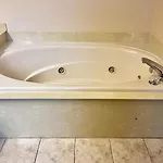 4 Bedroom Corporate Holiday home
