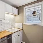 Belmont Kings 1 Mile To Downtown And Park Free Holiday home