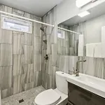 Holiday home Belmont Kings 1 Mile To Downtown And Park Free *