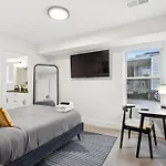 New Modern Multi-level Pooltable & Rooftop Nashville