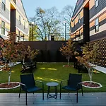 Songwriter's #108 Apartment Nashville