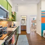 Holiday home Fun And Fabulous - Walk To Bars, Coffee And Restaurants *