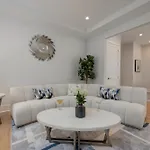 Holiday home Gns Essentials - - 521 Camden Dr Unit A