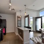 5m307- Elegant With Rooftop Deck Holiday home