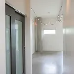 5m222- Unfurnished Amazing Layout *