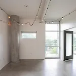 Holiday home 5m222- Unfurnished Amazing Layout Nashville