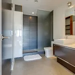 5m432- Amazing Two Bedroom 4th Floor Holiday home Nashville