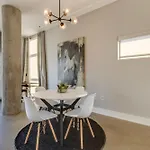 5m432- Amazing Two Bedroom 4th Floor Nashville