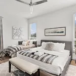 Holiday home Always A Guest Favorite! Luxe With Huge Rooftop And 7 Beds Nashville