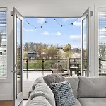 Always A Guest Favorite! Luxe With Huge Rooftop And 7 Beds *
