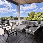 Always A Guest Favorite! Luxe With Huge Rooftop And 7 Beds *