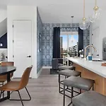 Holiday home The Trillium & The Iris - 2 Homes 6 Bedrooms *