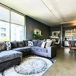 Holiday home 5m332- Sleek And Spacious In East Nashville