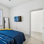 Apartment Modern Townhome 2 Miles South Of Downtown And Broadway Ave