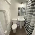 The Playhouse: 4br With Spa, Basketball & Games