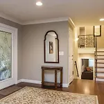 Holiday home Hall Of Fame Private Resort-9 Miles To Downtown Pools Arcade *