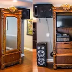 Hall Of Fame Private Resort-9 Miles To Downtown Pools Arcade Holiday home Nashville