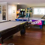 Hall Of Fame Private Resort-9 Miles To Downtown Pools Arcade Nashville