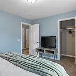 Big Cozy House 3 Mi To Downtown With Outdoor Fire Pit * Nashville