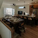 Holiday home Modern Cowboy Retreat