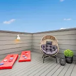 The Hawkins House - Walk To Gulch, Rooftop Views! Holiday home *