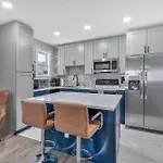 Holiday home Cute, Charming, West Nash,1 Bed 1bath , Private Fenced Yard