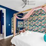Holiday home Bloom Haus Dt 2miles - 8 Q Beds - Rooftop - Omg Nashville